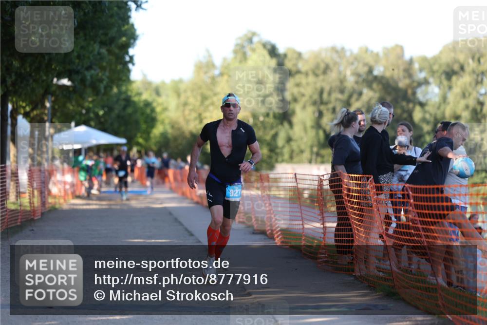 07.09.2025 - 19. Norderstedt Triathlon Michael Strokosch http://msf.ph/oto/8777916 07.09.2025 16:53:06 Laufen 378 meine-sportfotos.de