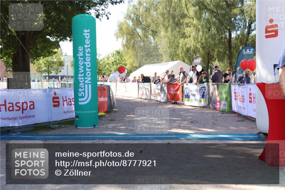 07.09.2025 - 19. Norderstedt Triathlon Zöllner http://msf.ph/oto/8777921 07.09.2025 12:22:29 Ziel 1228 meine-sportfotos.de
