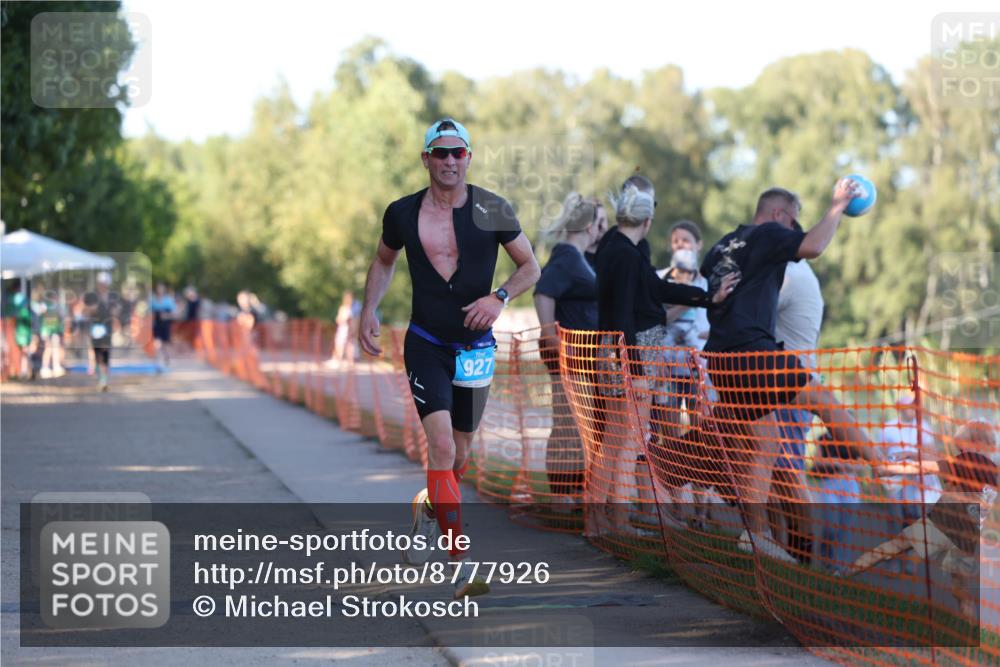 07.09.2025 - 19. Norderstedt Triathlon Michael Strokosch http://msf.ph/oto/8777926 07.09.2025 16:53:07 Laufen 378 meine-sportfotos.de