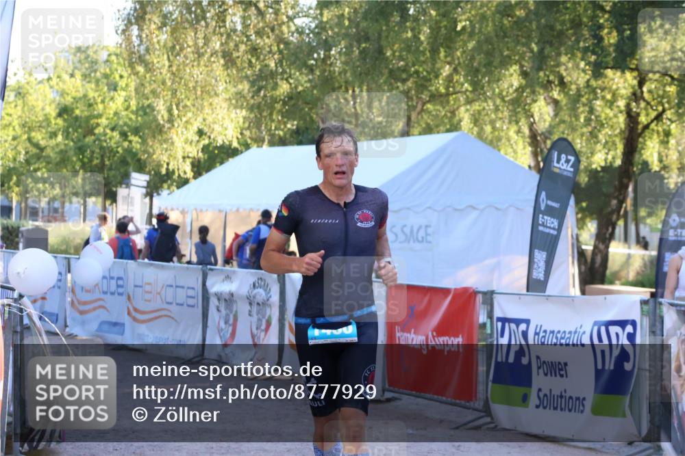 07.09.2025 - 19. Norderstedt Triathlon Zöllner http://msf.ph/oto/8777929 07.09.2025 17:18:55 Ziel 1460 meine-sportfotos.de