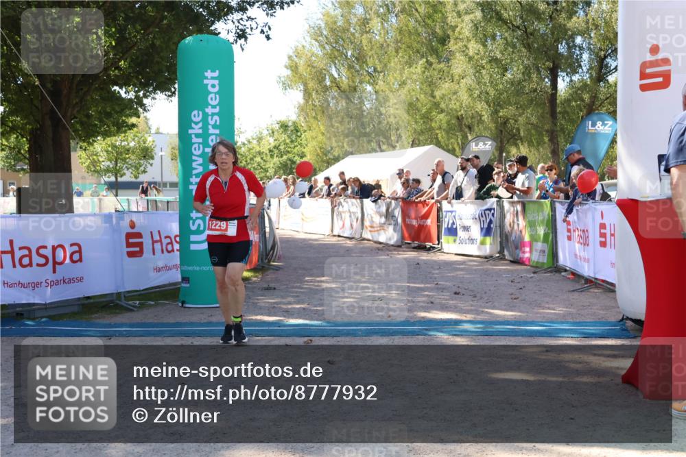 07.09.2025 - 19. Norderstedt Triathlon Zöllner http://msf.ph/oto/8777932 07.09.2025 12:23:15 Ziel 1229 meine-sportfotos.de