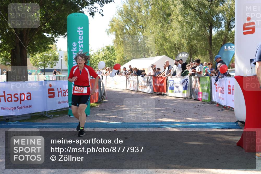 07.09.2025 - 19. Norderstedt Triathlon Zöllner http://msf.ph/oto/8777937 07.09.2025 12:23:15 Ziel 1229 meine-sportfotos.de