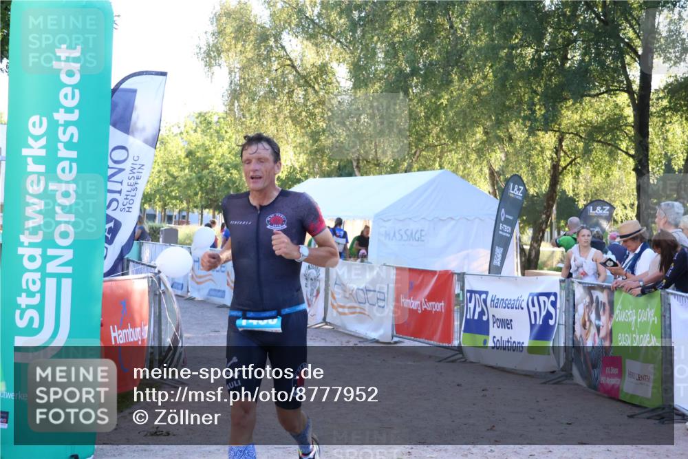 07.09.2025 - 19. Norderstedt Triathlon Zöllner http://msf.ph/oto/8777952 07.09.2025 17:18:56 Ziel 1460 meine-sportfotos.de