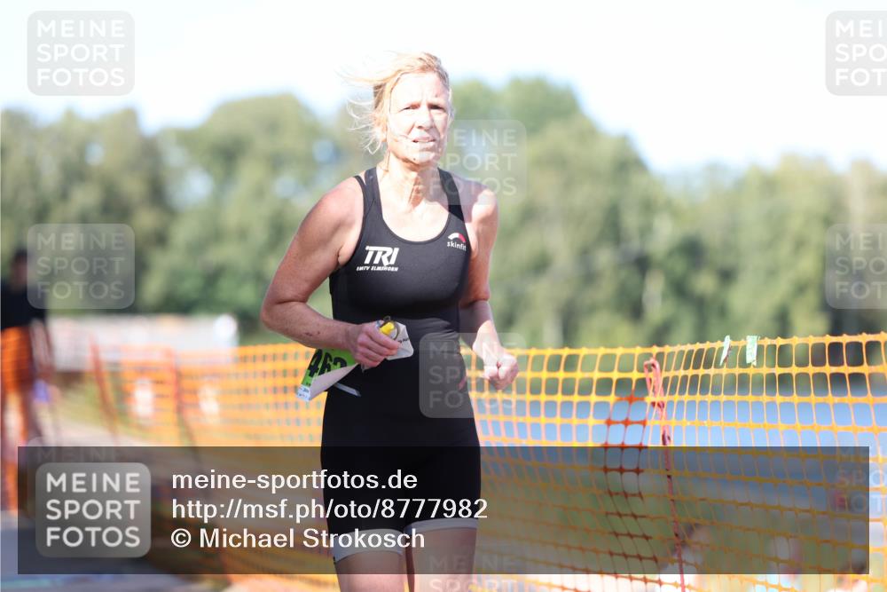 07.09.2025 - 19. Norderstedt Triathlon Michael Strokosch http://msf.ph/oto/8777982 07.09.2025 15:52:21 Laufen 440, 463, 1494 meine-sportfotos.de