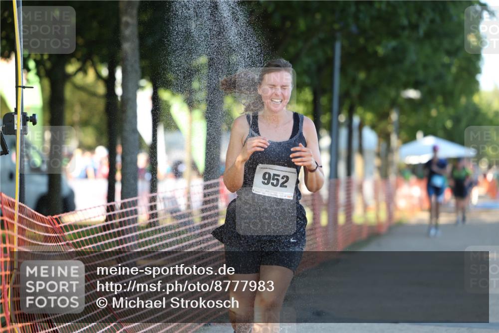 07.09.2025 - 19. Norderstedt Triathlon Michael Strokosch http://msf.ph/oto/8777983 07.09.2025 16:53:31 Laufen 386, 885, 952 meine-sportfotos.de