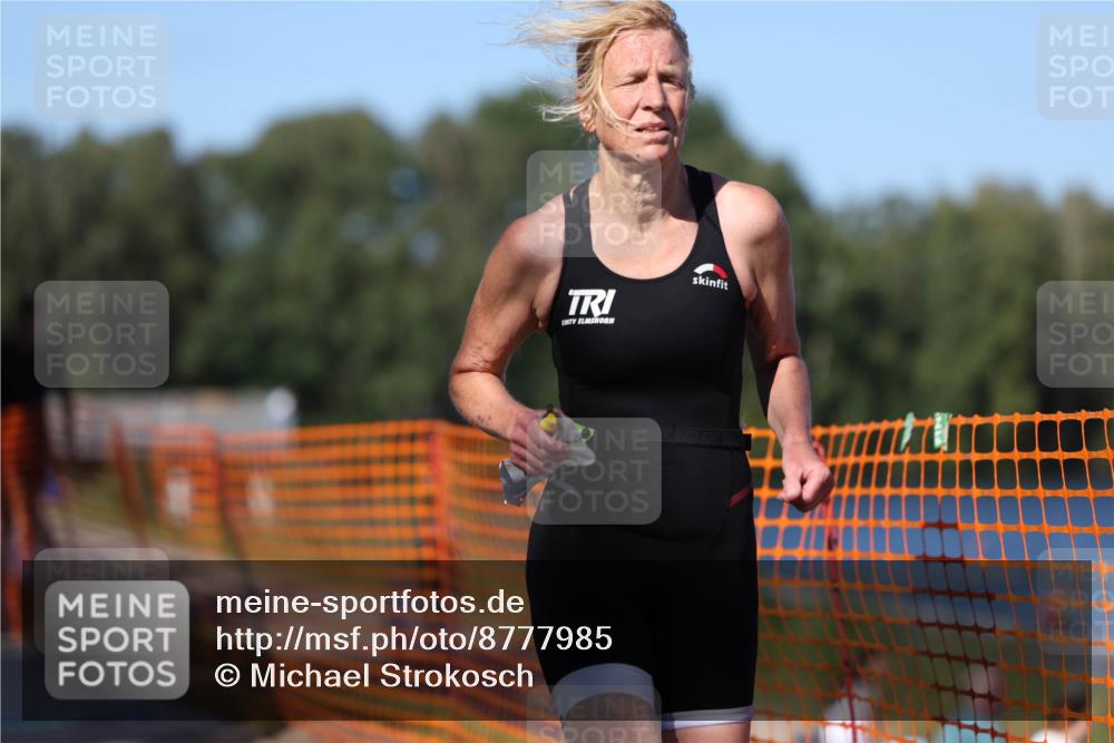07.09.2025 - 19. Norderstedt Triathlon Michael Strokosch http://msf.ph/oto/8777985 07.09.2025 15:52:22 Laufen 463, 1494 meine-sportfotos.de