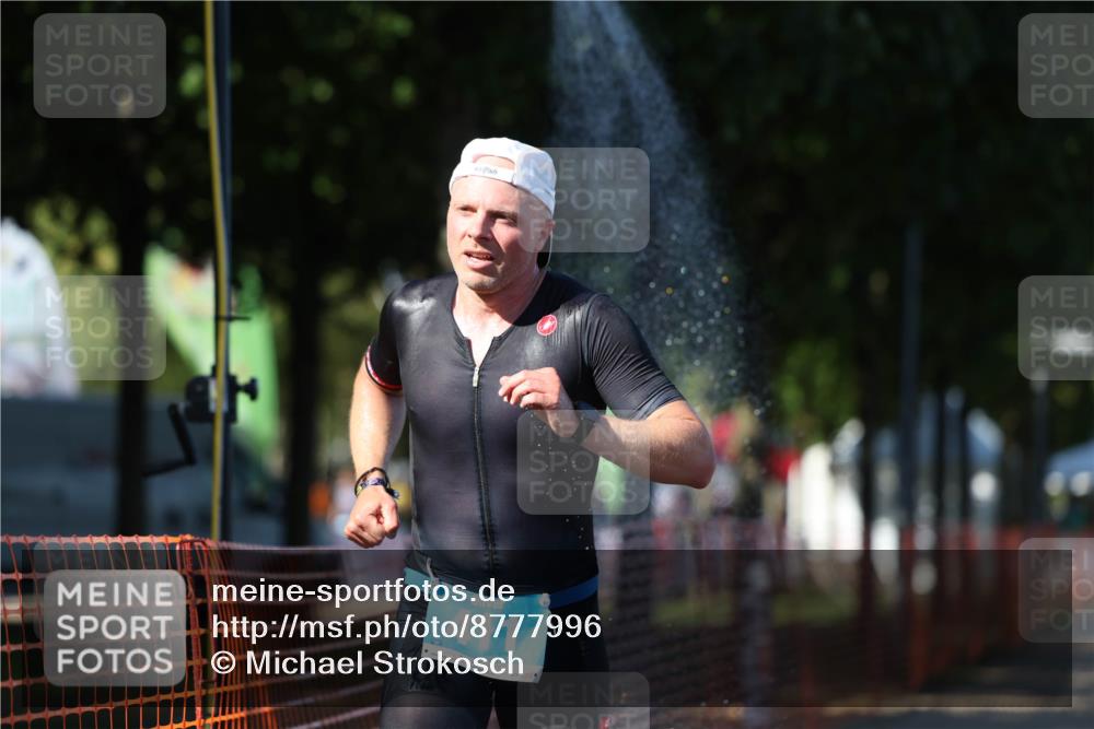 07.09.2025 - 19. Norderstedt Triathlon Michael Strokosch http://msf.ph/oto/8777996 07.09.2025 15:52:31 Laufen 453 meine-sportfotos.de