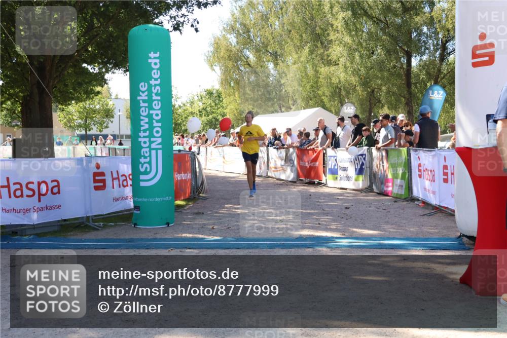 07.09.2025 - 19. Norderstedt Triathlon Zöllner http://msf.ph/oto/8777999 07.09.2025 12:23:49 Ziel 148, 228 meine-sportfotos.de