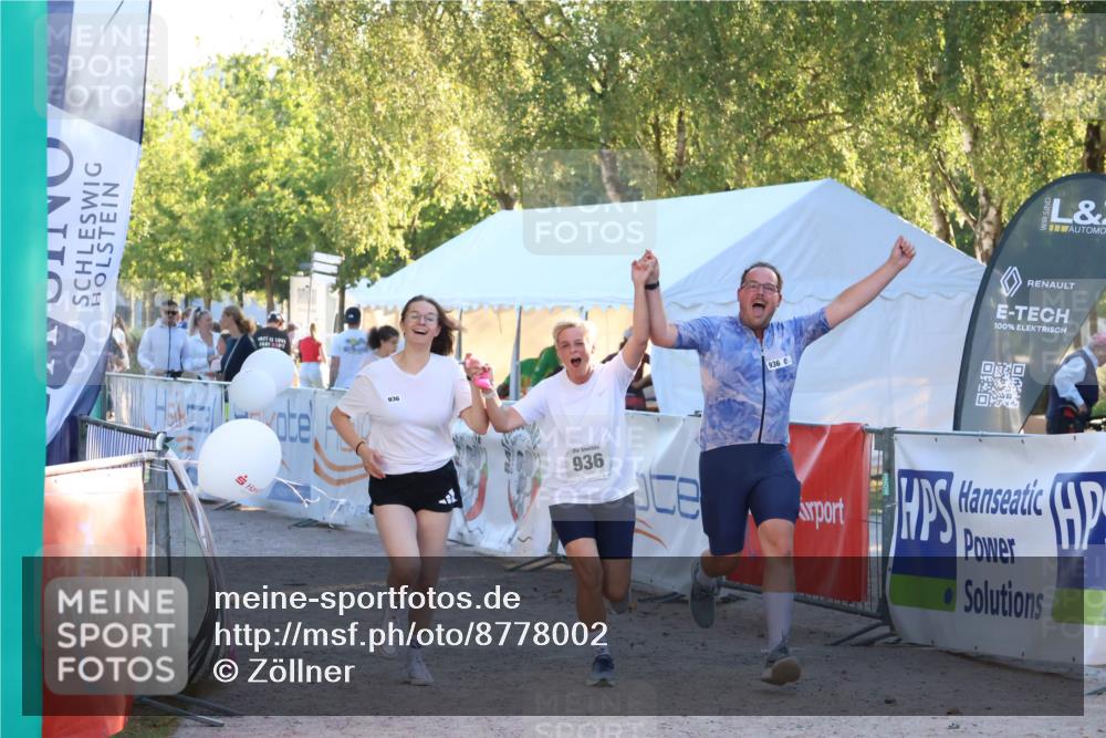 07.09.2025 - 19. Norderstedt Triathlon Zöllner http://msf.ph/oto/8778002 07.09.2025 17:19:22 Ziel 936 meine-sportfotos.de