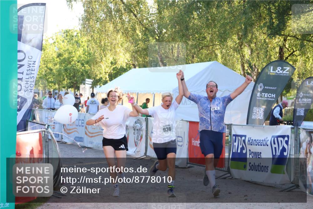 07.09.2025 - 19. Norderstedt Triathlon Zöllner http://msf.ph/oto/8778010 07.09.2025 17:19:22 Ziel 936 meine-sportfotos.de
