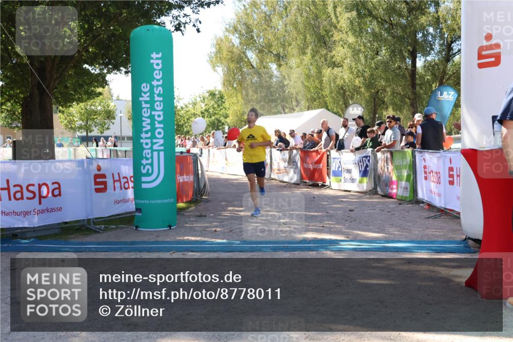 07.09.2025 - 19. Norderstedt Triathlon Zöllner http://msf.ph/oto/8778011 07.09.2025 12:23:49 Ziel 148, 228 meine-sportfotos.de