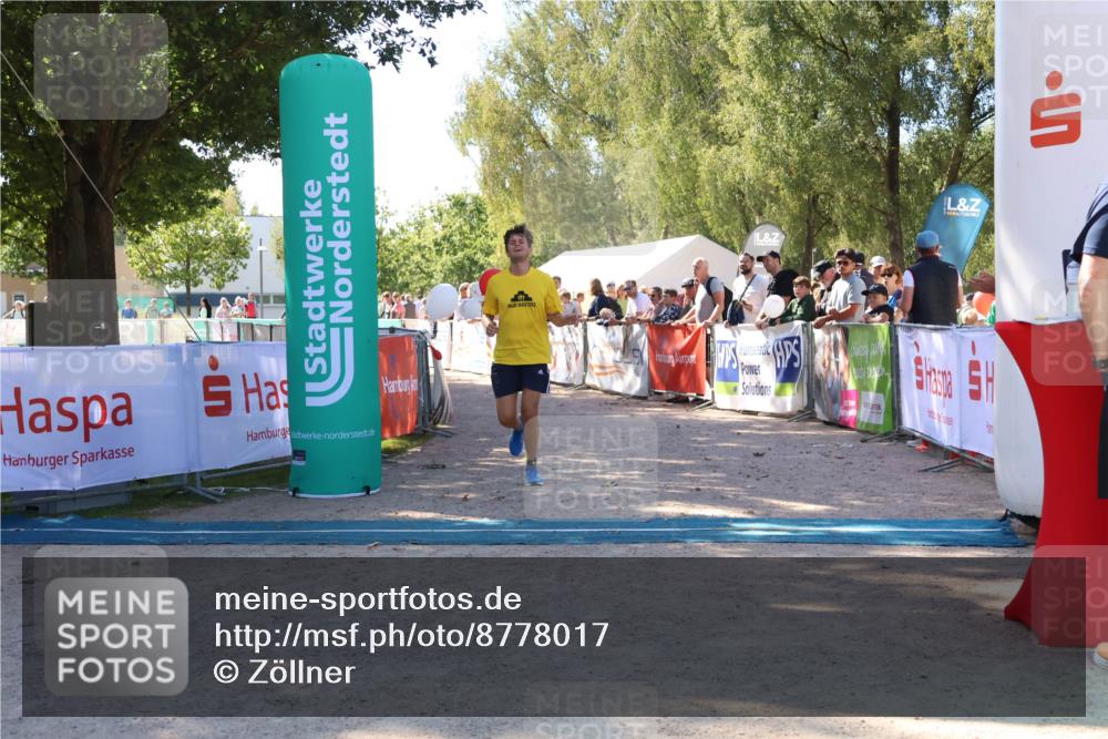 07.09.2025 - 19. Norderstedt Triathlon Zöllner http://msf.ph/oto/8778017 07.09.2025 12:23:50 Ziel 228 meine-sportfotos.de