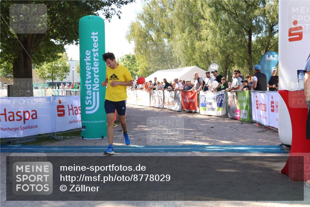 07.09.2025 - 19. Norderstedt Triathlon Zöllner http://msf.ph/oto/8778029 07.09.2025 12:23:51 Ziel 228 meine-sportfotos.de