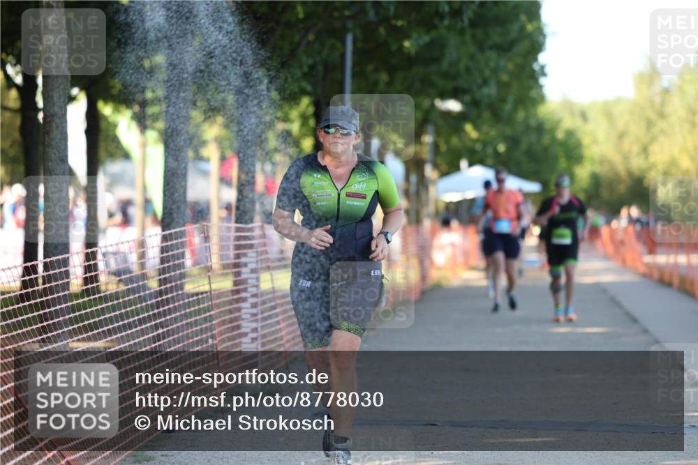 07.09.2025 - 19. Norderstedt Triathlon Michael Strokosch http://msf.ph/oto/8778030 07.09.2025 16:53:47 Laufen 454, 1083 meine-sportfotos.de