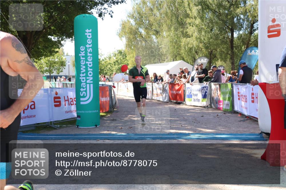 07.09.2025 - 19. Norderstedt Triathlon Zöllner http://msf.ph/oto/8778075 07.09.2025 12:24:23 Ziel 138, 152, 281 meine-sportfotos.de