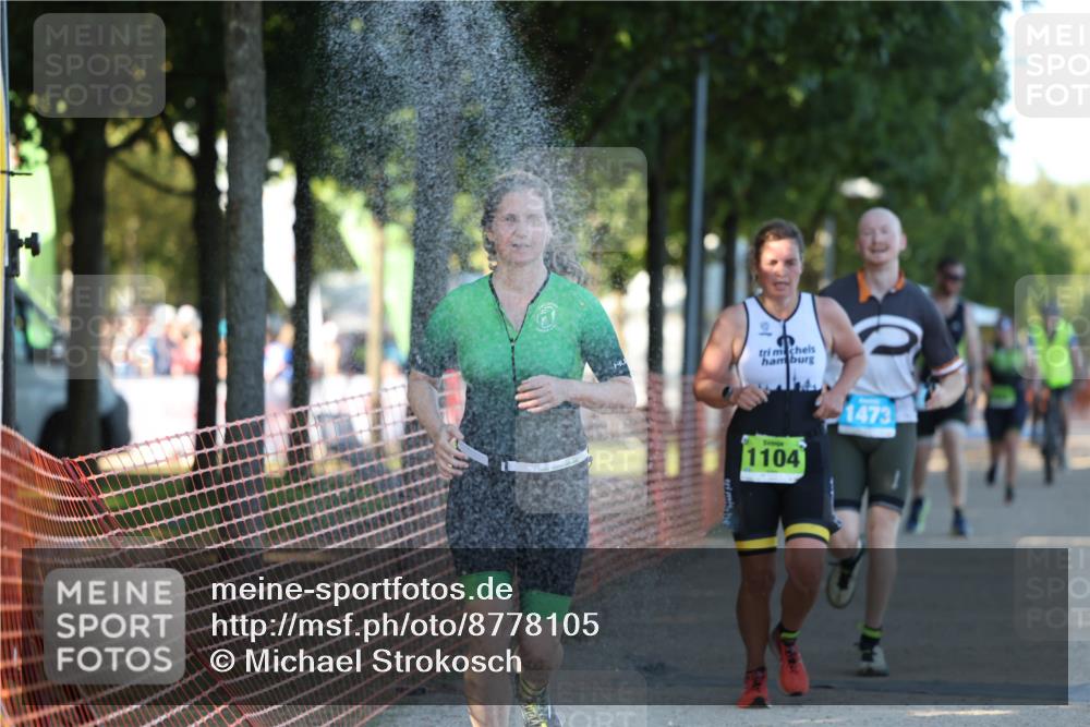 07.09.2025 - 19. Norderstedt Triathlon Michael Strokosch http://msf.ph/oto/8778105 07.09.2025 16:54:05 Laufen 466, 1104, 1473 meine-sportfotos.de