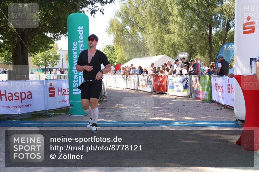 07.09.2025 - 19. Norderstedt Triathlon Zöllner http://msf.ph/oto/8778121 07.09.2025 12:24:28 Ziel 138, 281 meine-sportfotos.de