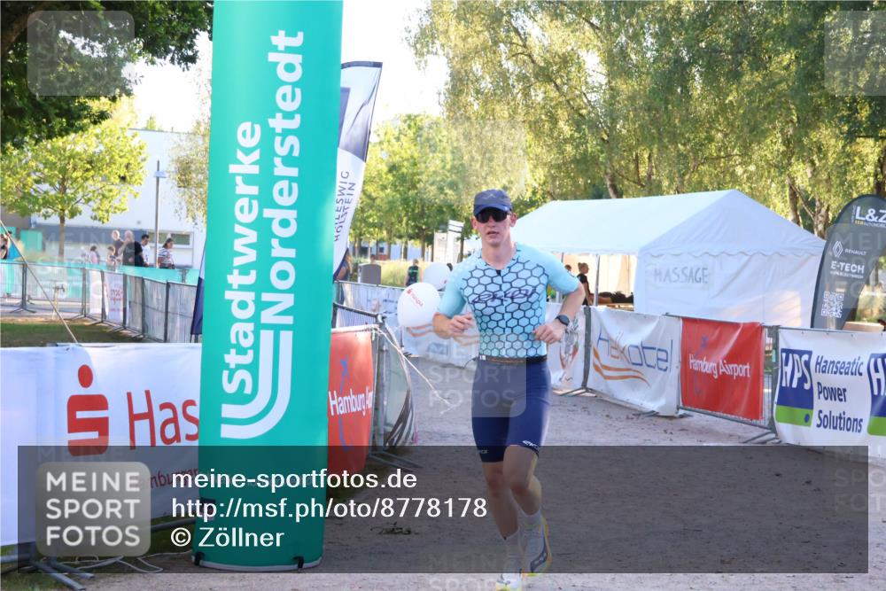 07.09.2025 - 19. Norderstedt Triathlon Zöllner http://msf.ph/oto/8778178 07.09.2025 17:20:14 Ziel 405 meine-sportfotos.de