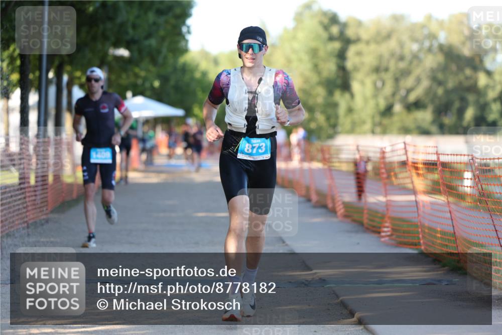 07.09.2025 - 19. Norderstedt Triathlon Michael Strokosch http://msf.ph/oto/8778182 07.09.2025 16:54:22 Laufen 873, 1409 meine-sportfotos.de