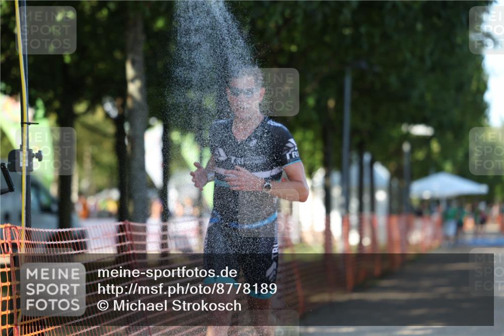 07.09.2025 - 19. Norderstedt Triathlon Michael Strokosch http://msf.ph/oto/8778189 07.09.2025 15:53:38 Laufen 1484 meine-sportfotos.de