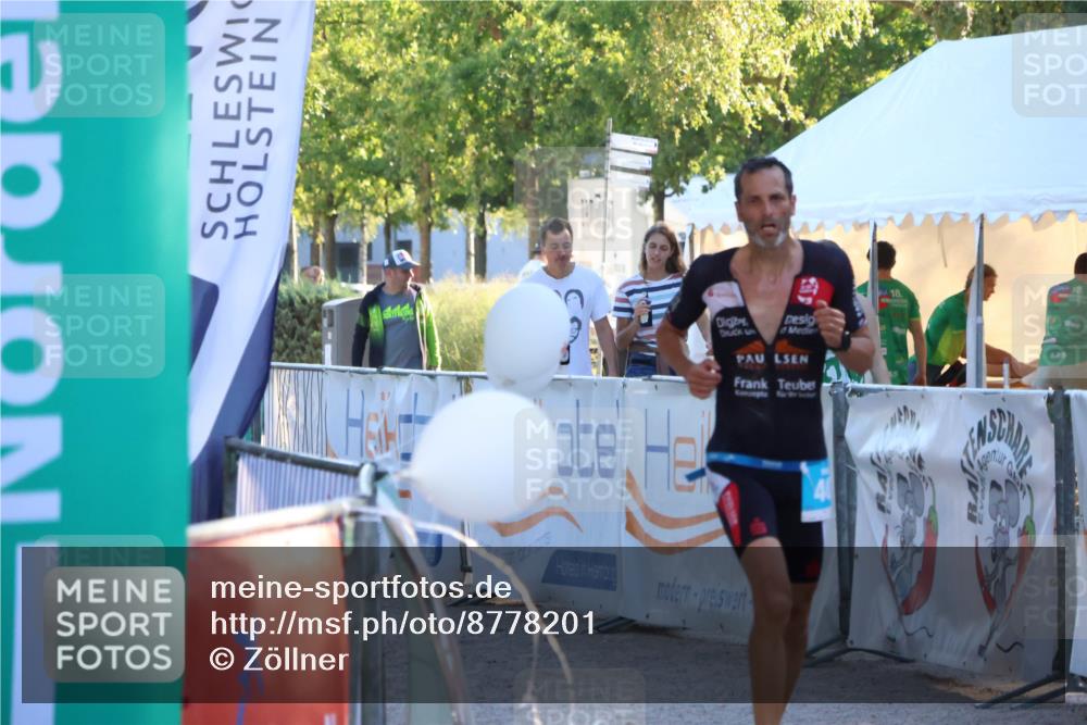 07.09.2025 - 19. Norderstedt Triathlon Zöllner http://msf.ph/oto/8778201 07.09.2025 17:20:25 Ziel 406 meine-sportfotos.de