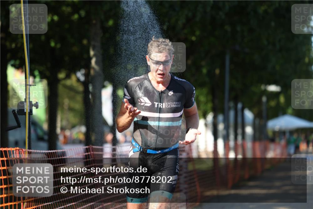 07.09.2025 - 19. Norderstedt Triathlon Michael Strokosch http://msf.ph/oto/8778202 07.09.2025 15:53:38 Laufen 1484 meine-sportfotos.de