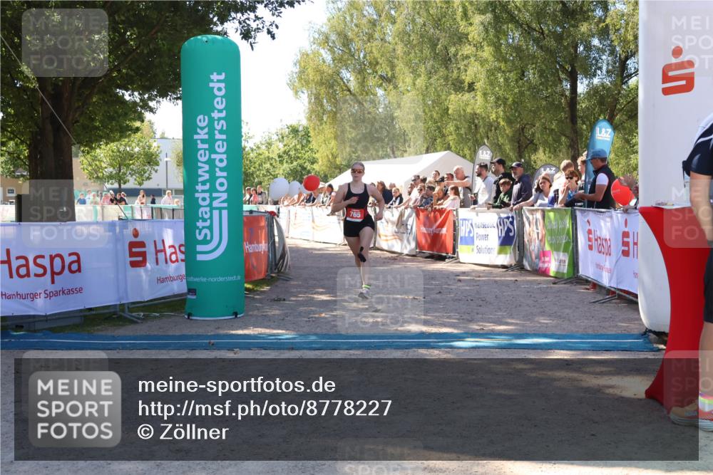 07.09.2025 - 19. Norderstedt Triathlon Zöllner http://msf.ph/oto/8778227 07.09.2025 12:27:36 Ziel 765 meine-sportfotos.de