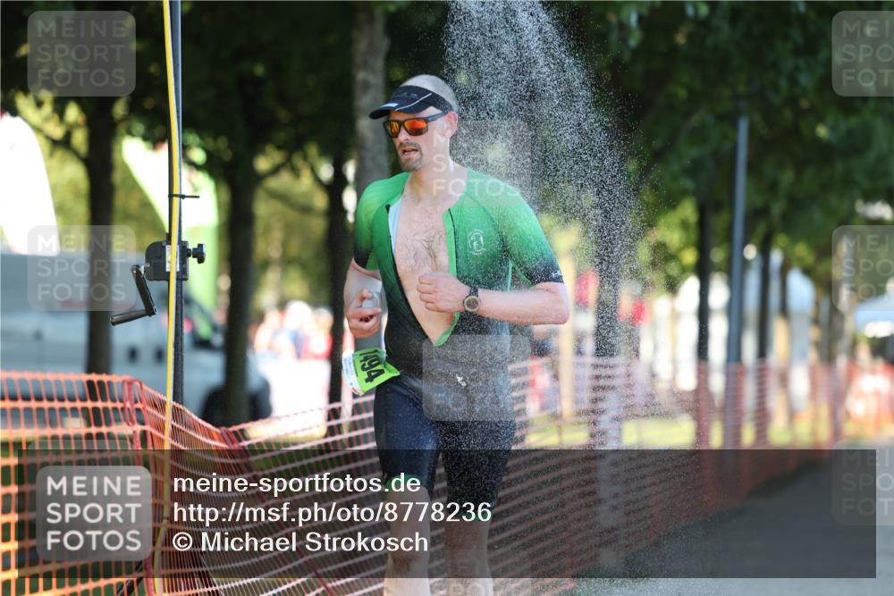 07.09.2025 - 19. Norderstedt Triathlon Michael Strokosch http://msf.ph/oto/8778236 07.09.2025 16:54:36 Laufen 1405, 1557 meine-sportfotos.de