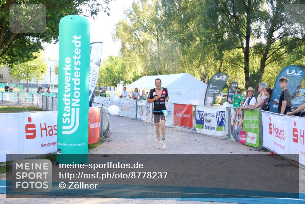 07.09.2025 - 19. Norderstedt Triathlon Zöllner http://msf.ph/oto/8778237 07.09.2025 17:20:27 Ziel 406 meine-sportfotos.de