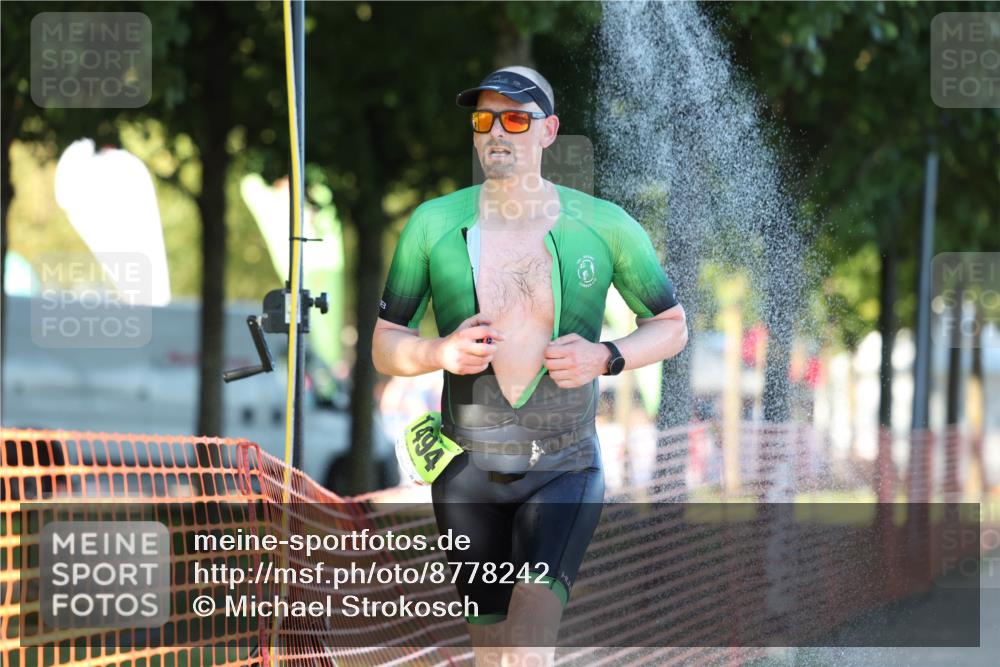 07.09.2025 - 19. Norderstedt Triathlon Michael Strokosch http://msf.ph/oto/8778242 07.09.2025 16:54:36 Laufen 1405, 1557 meine-sportfotos.de