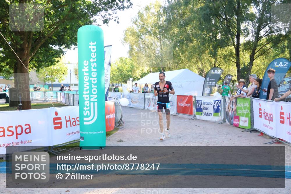 07.09.2025 - 19. Norderstedt Triathlon Zöllner http://msf.ph/oto/8778247 07.09.2025 17:20:28 Ziel 406 meine-sportfotos.de