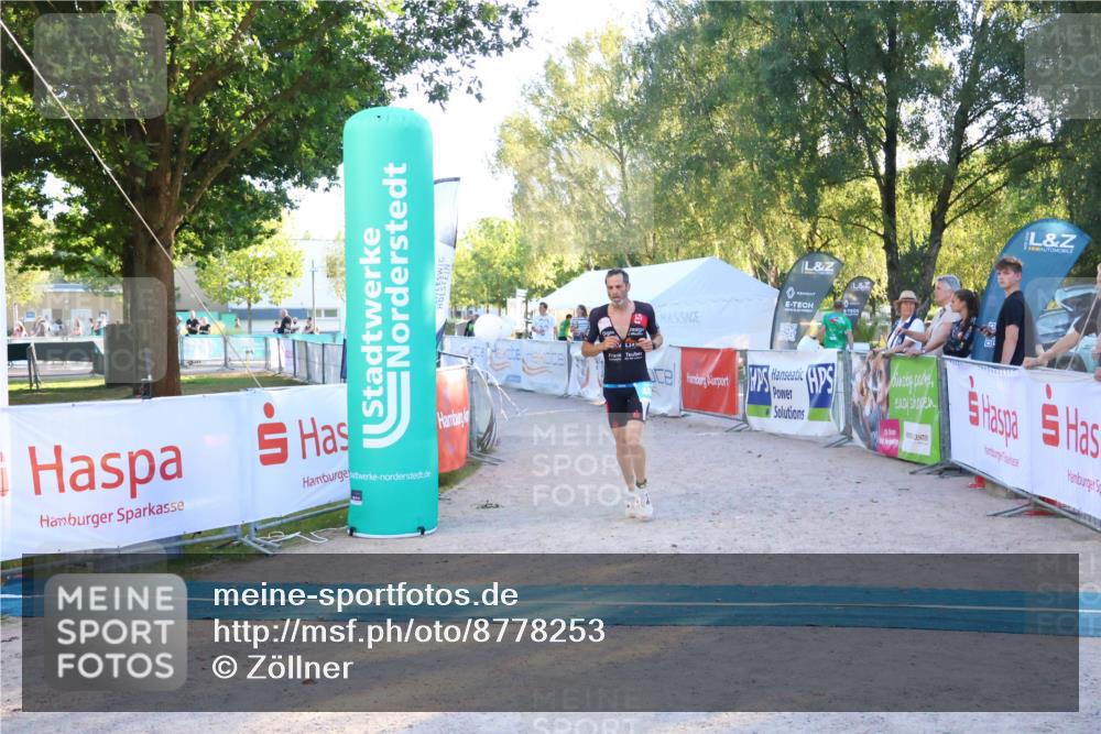 07.09.2025 - 19. Norderstedt Triathlon Zöllner http://msf.ph/oto/8778253 07.09.2025 17:20:28 Ziel 406 meine-sportfotos.de