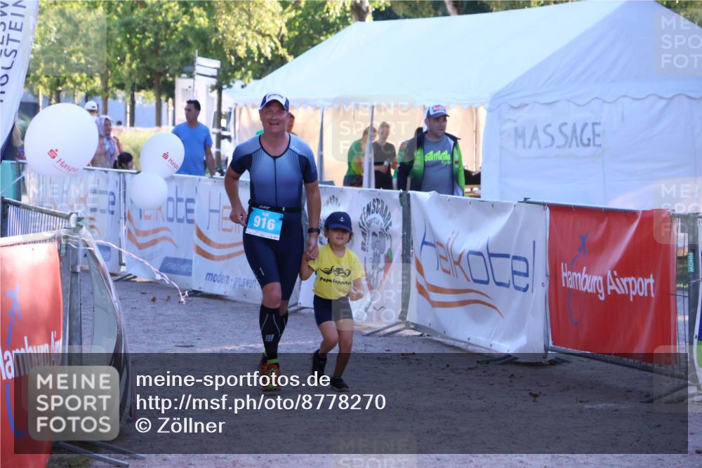 07.09.2025 - 19. Norderstedt Triathlon Zöllner http://msf.ph/oto/8778270 07.09.2025 17:20:40 Ziel 916 meine-sportfotos.de