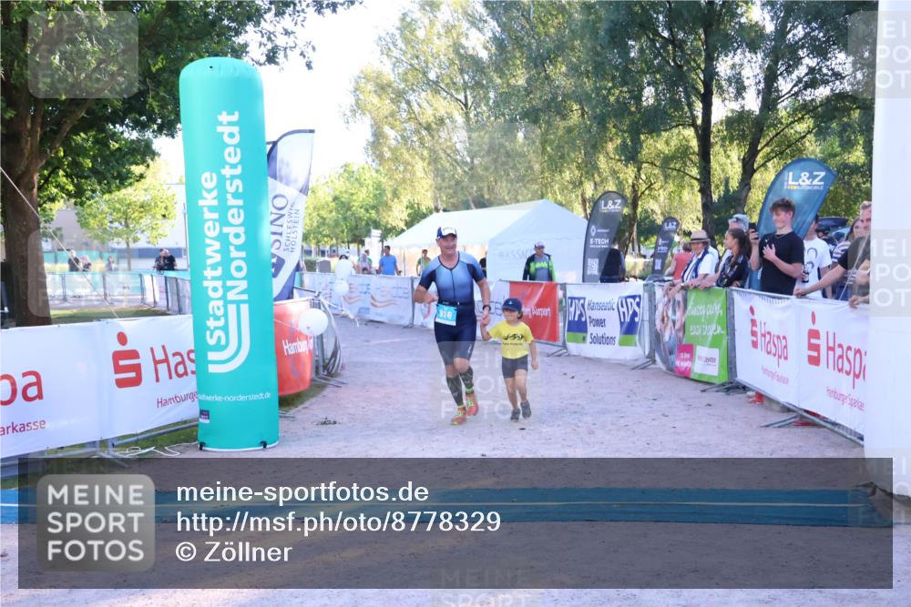 07.09.2025 - 19. Norderstedt Triathlon Zöllner http://msf.ph/oto/8778329 07.09.2025 17:20:43 Ziel 916 meine-sportfotos.de