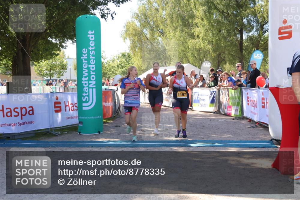 07.09.2025 - 19. Norderstedt Triathlon Zöllner http://msf.ph/oto/8778335 07.09.2025 12:29:03 Ziel 736, 1197, 1348 meine-sportfotos.de