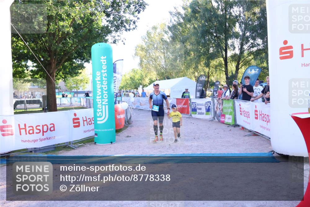 07.09.2025 - 19. Norderstedt Triathlon Zöllner http://msf.ph/oto/8778338 07.09.2025 17:20:43 Ziel 916 meine-sportfotos.de