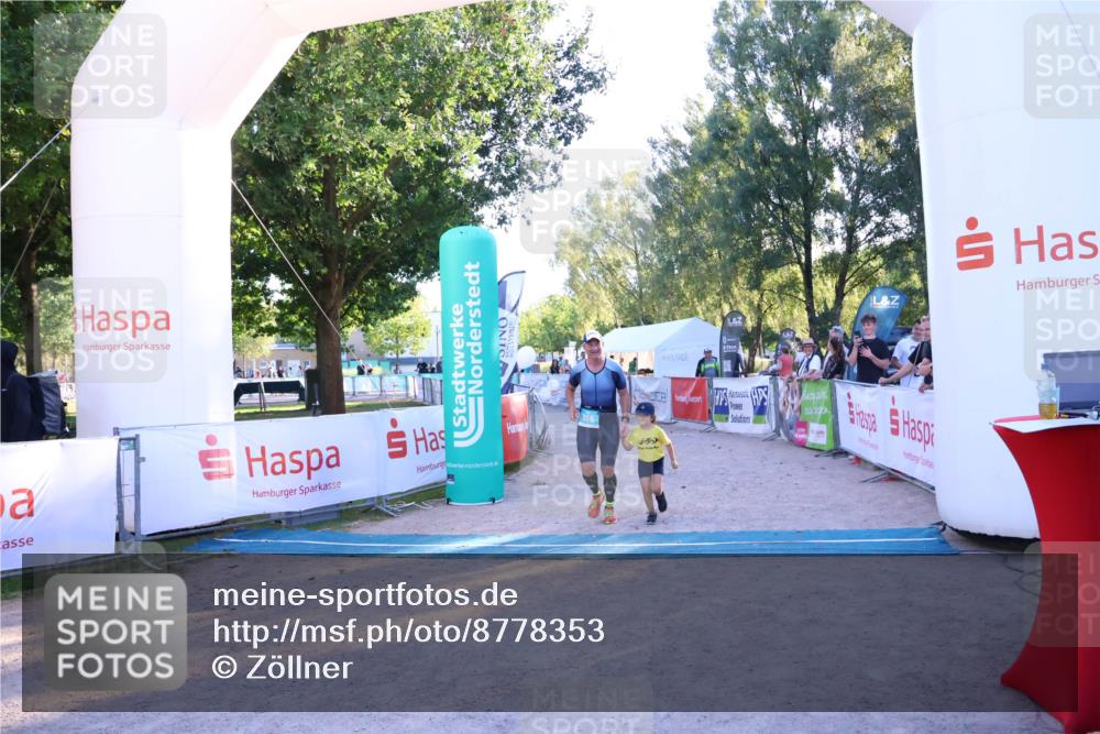 07.09.2025 - 19. Norderstedt Triathlon Zöllner http://msf.ph/oto/8778353 07.09.2025 17:20:44 Ziel 916 meine-sportfotos.de