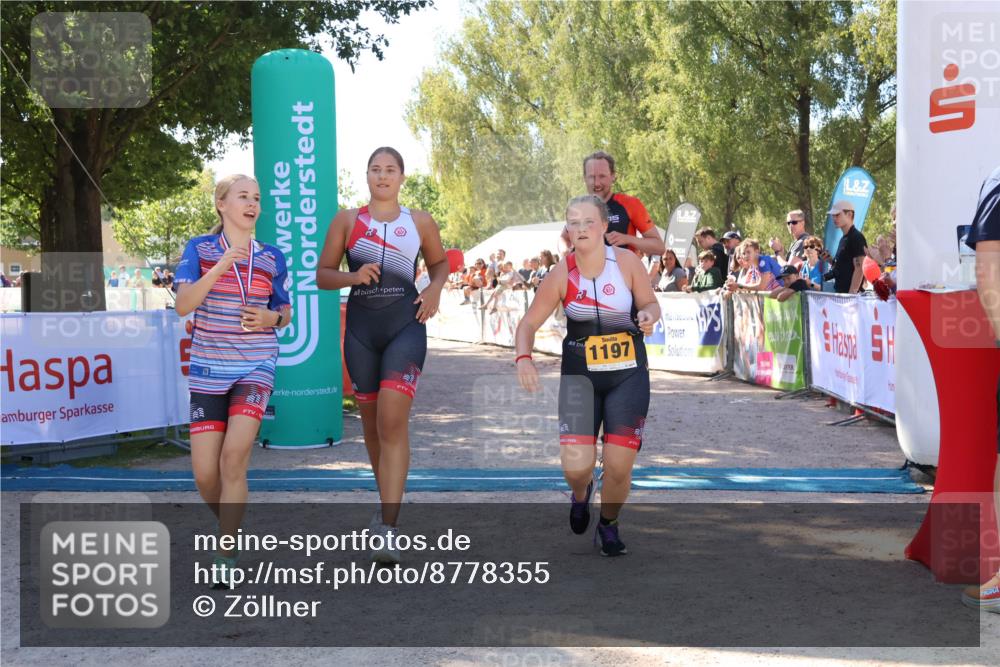 07.09.2025 - 19. Norderstedt Triathlon Zöllner http://msf.ph/oto/8778355 07.09.2025 12:29:04 Ziel 736, 1197, 1348 meine-sportfotos.de