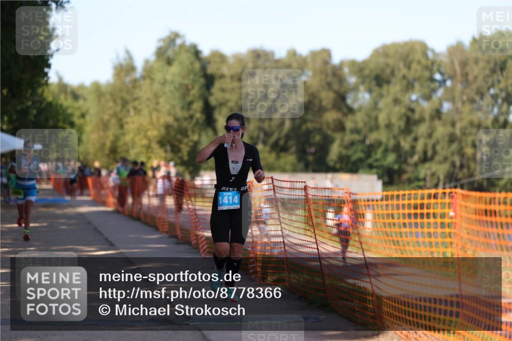 07.09.2025 - 19. Norderstedt Triathlon Michael Strokosch http://msf.ph/oto/8778366 07.09.2025 15:54:40 Laufen 444, 1414 meine-sportfotos.de