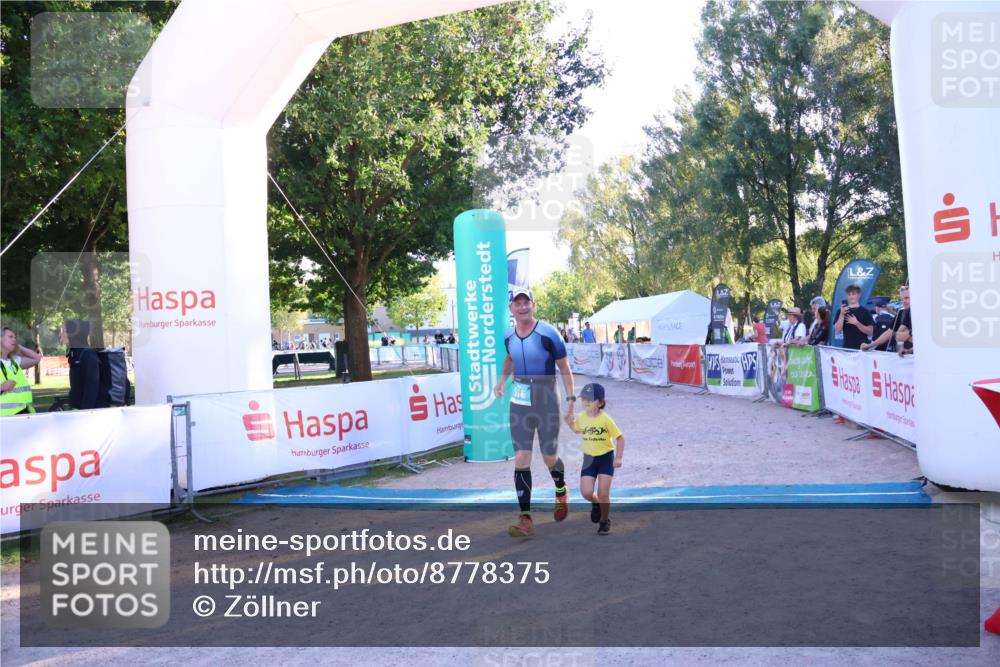 07.09.2025 - 19. Norderstedt Triathlon Zöllner http://msf.ph/oto/8778375 07.09.2025 17:20:45 Ziel 916 meine-sportfotos.de