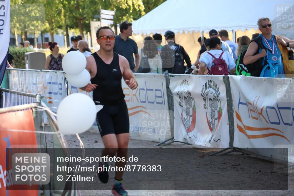 07.09.2025 - 19. Norderstedt Triathlon Zöllner http://msf.ph/oto/8778383 07.09.2025 17:21:02 Ziel 893 meine-sportfotos.de