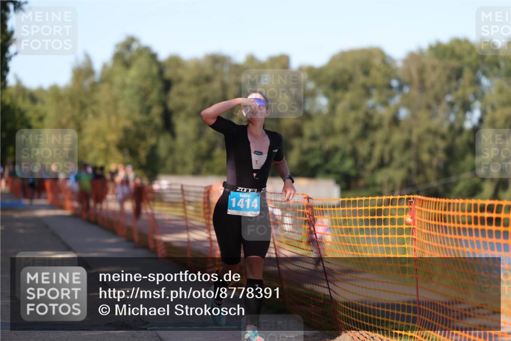 07.09.2025 - 19. Norderstedt Triathlon Michael Strokosch http://msf.ph/oto/8778391 07.09.2025 15:54:41 Laufen 444, 1414 meine-sportfotos.de