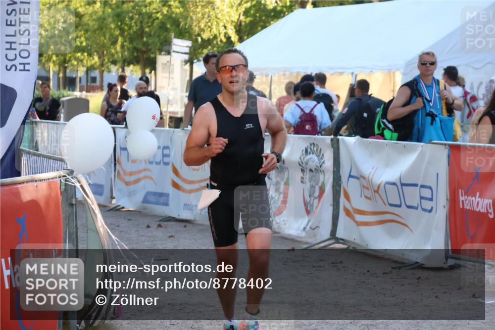 07.09.2025 - 19. Norderstedt Triathlon Zöllner http://msf.ph/oto/8778402 07.09.2025 17:21:03 Ziel 893 meine-sportfotos.de