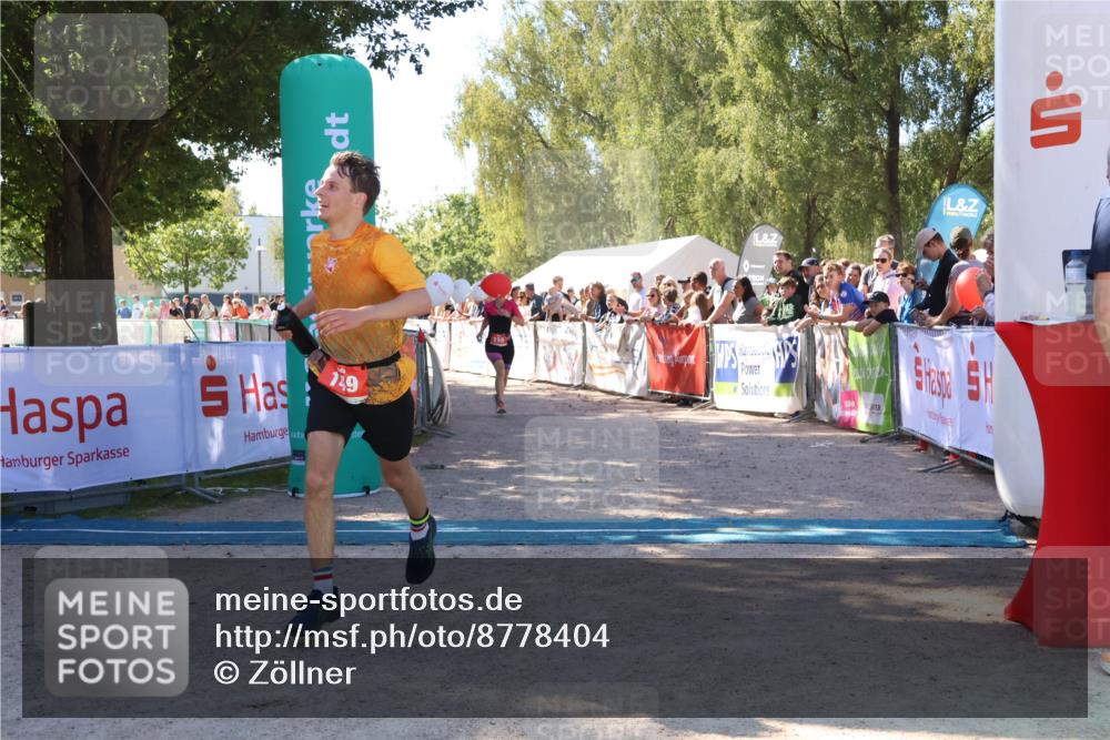07.09.2025 - 19. Norderstedt Triathlon Zöllner http://msf.ph/oto/8778404 07.09.2025 12:29:27 Ziel 149, 155 meine-sportfotos.de