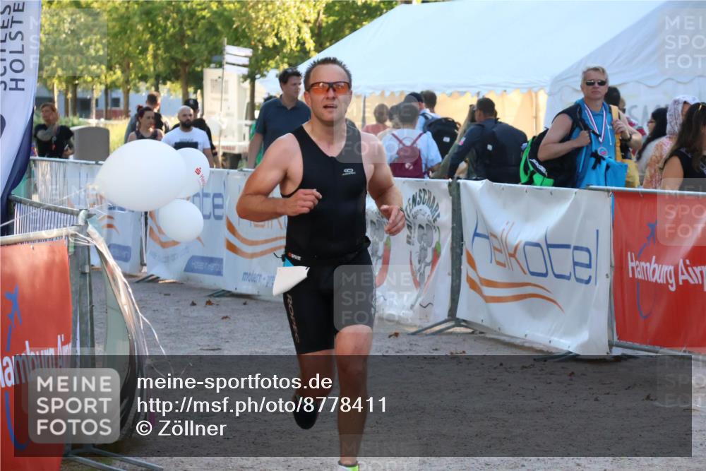 07.09.2025 - 19. Norderstedt Triathlon Zöllner http://msf.ph/oto/8778411 07.09.2025 17:21:03 Ziel 893 meine-sportfotos.de