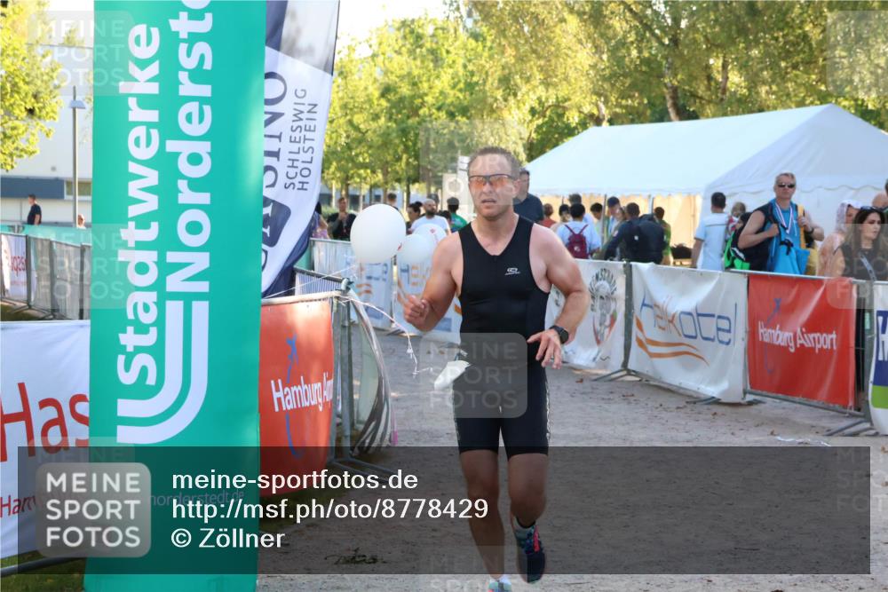 07.09.2025 - 19. Norderstedt Triathlon Zöllner http://msf.ph/oto/8778429 07.09.2025 17:21:04 Ziel 893 meine-sportfotos.de