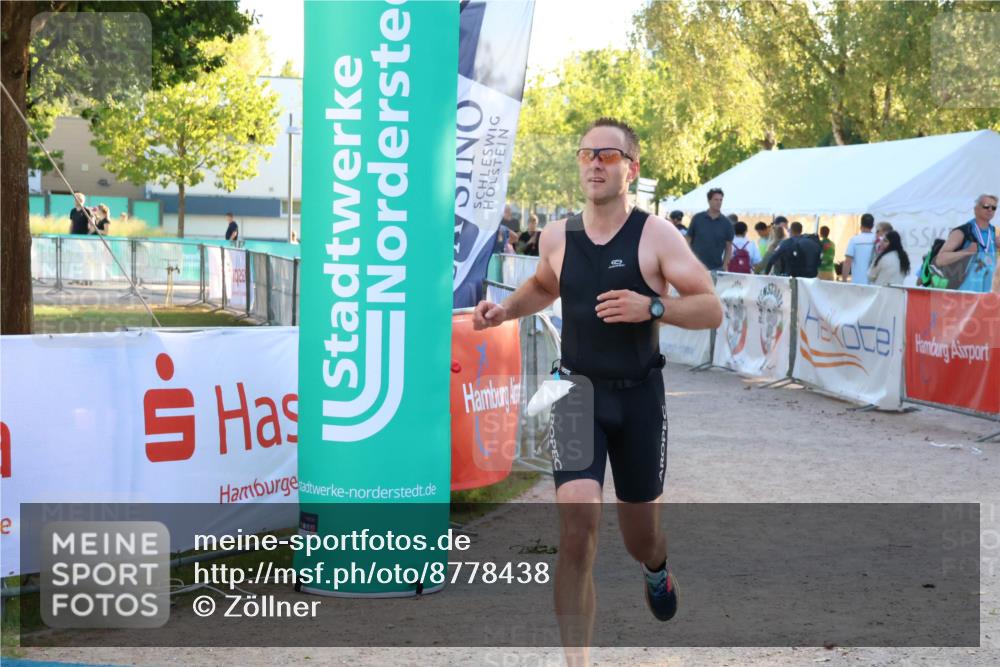 07.09.2025 - 19. Norderstedt Triathlon Zöllner http://msf.ph/oto/8778438 07.09.2025 17:21:04 Ziel 893 meine-sportfotos.de