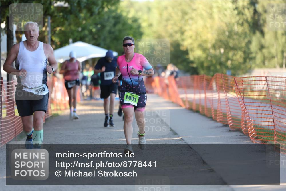 07.09.2025 - 19. Norderstedt Triathlon Michael Strokosch http://msf.ph/oto/8778441 07.09.2025 16:58:10 Laufen 955, 1091 meine-sportfotos.de