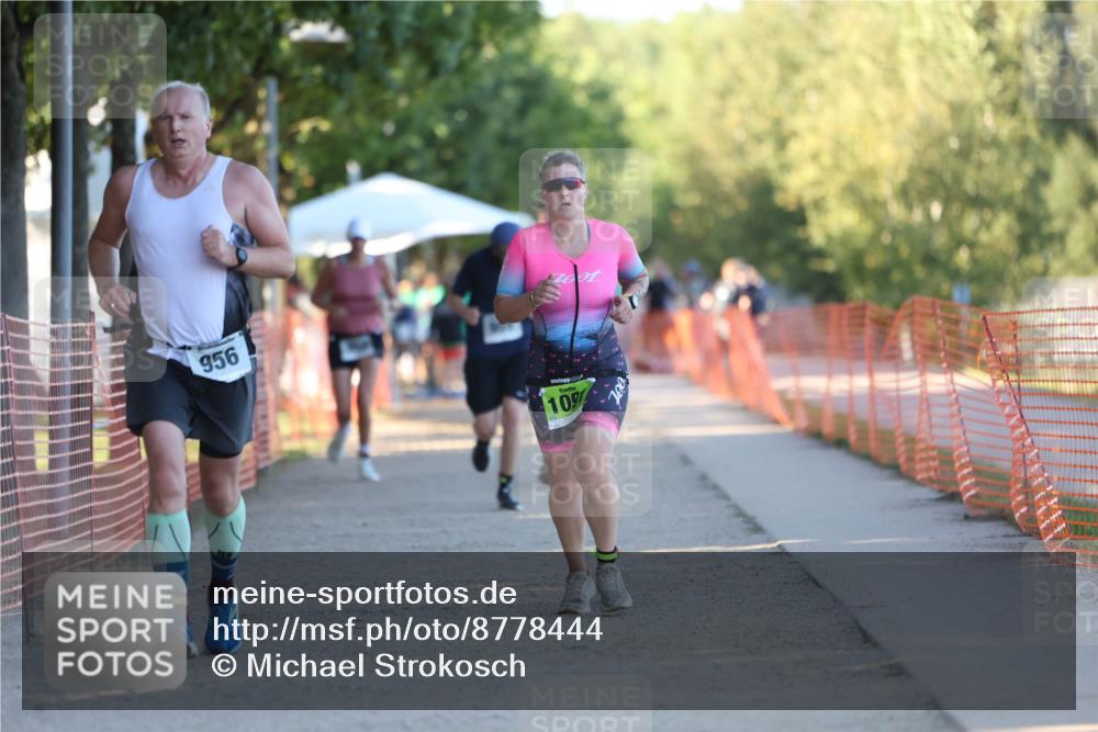 07.09.2025 - 19. Norderstedt Triathlon Michael Strokosch http://msf.ph/oto/8778444 07.09.2025 16:58:11 Laufen 955, 1091, 1410 meine-sportfotos.de