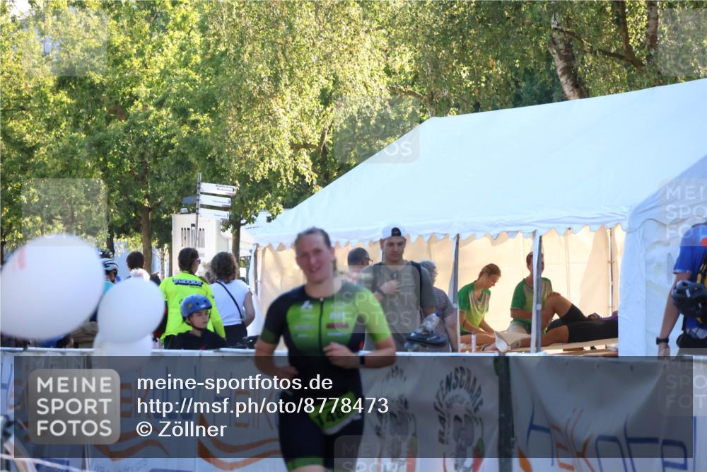 07.09.2025 - 19. Norderstedt Triathlon Zöllner http://msf.ph/oto/8778473 07.09.2025 17:22:18 Ziel 923, 1482 meine-sportfotos.de